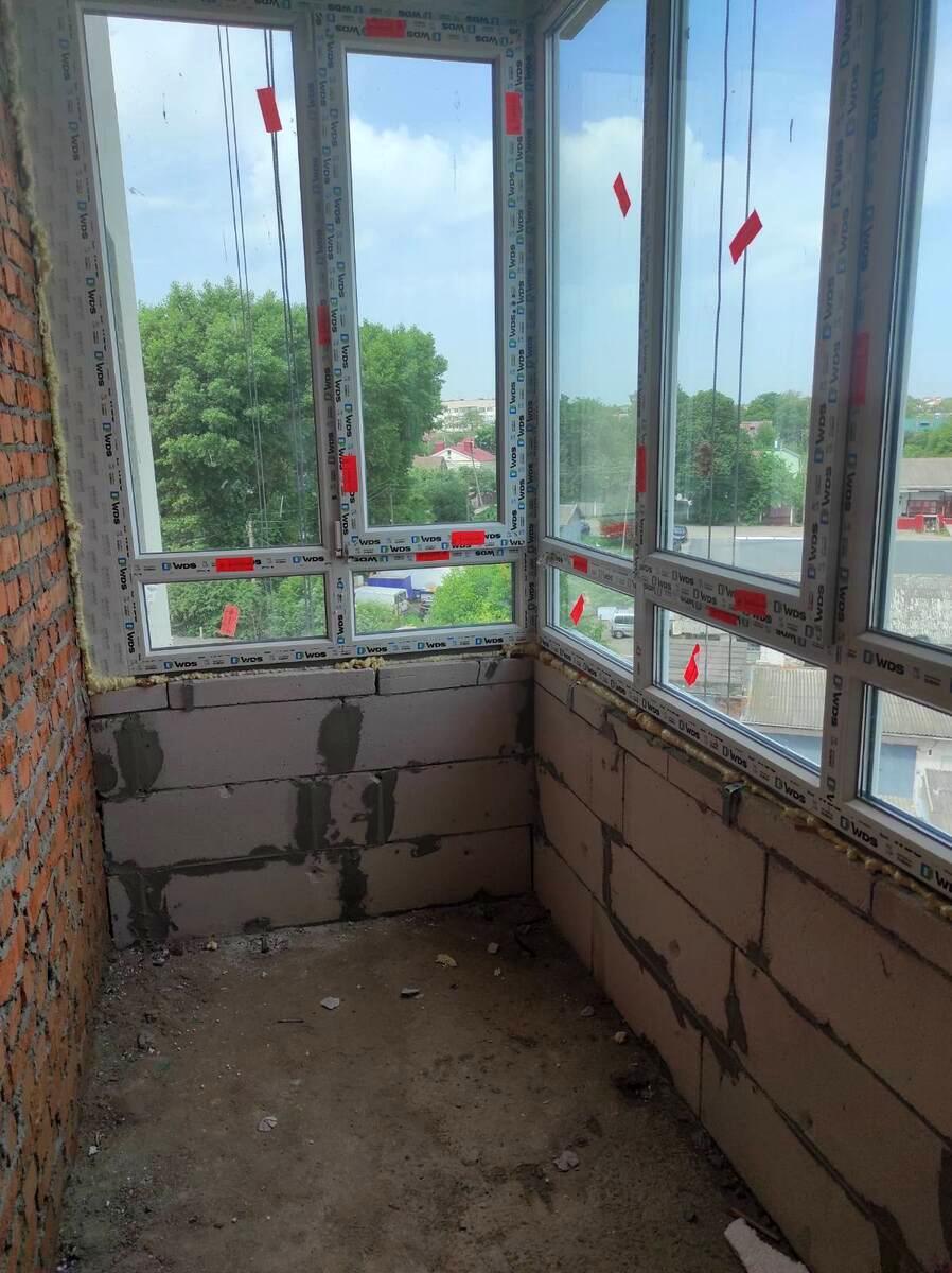 1865608223058417