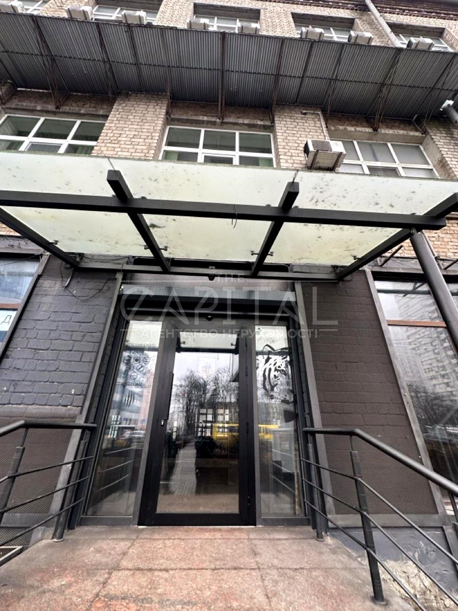 1865613572569887