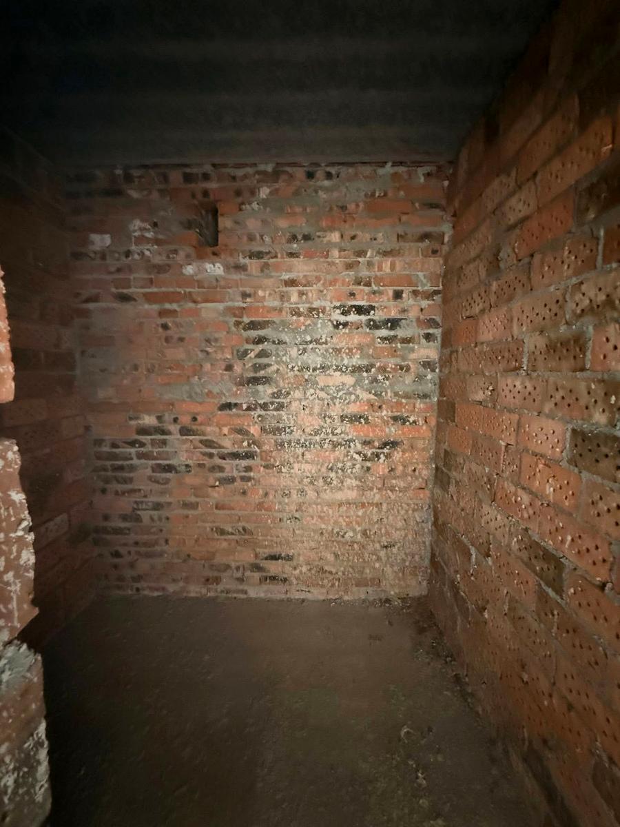 1865614429592642