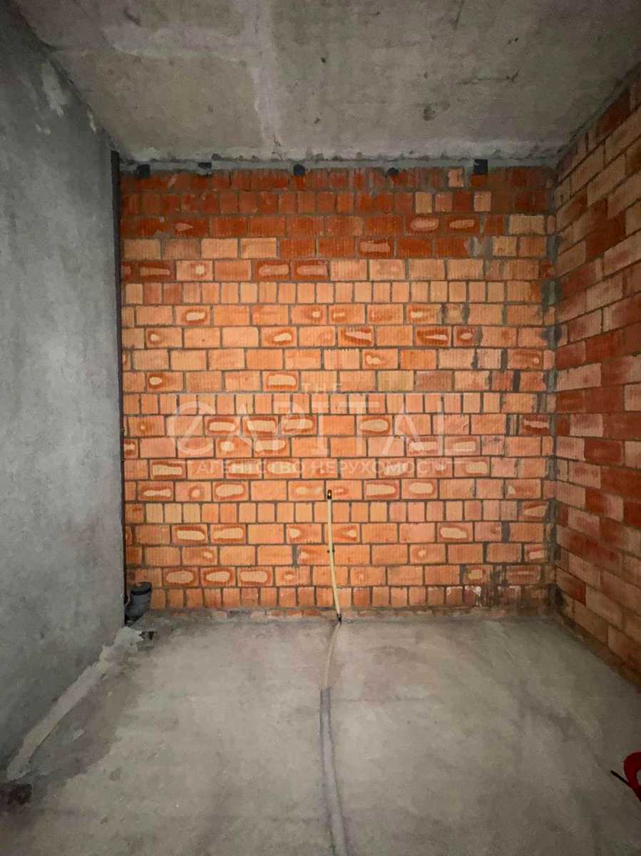 1865614692604888