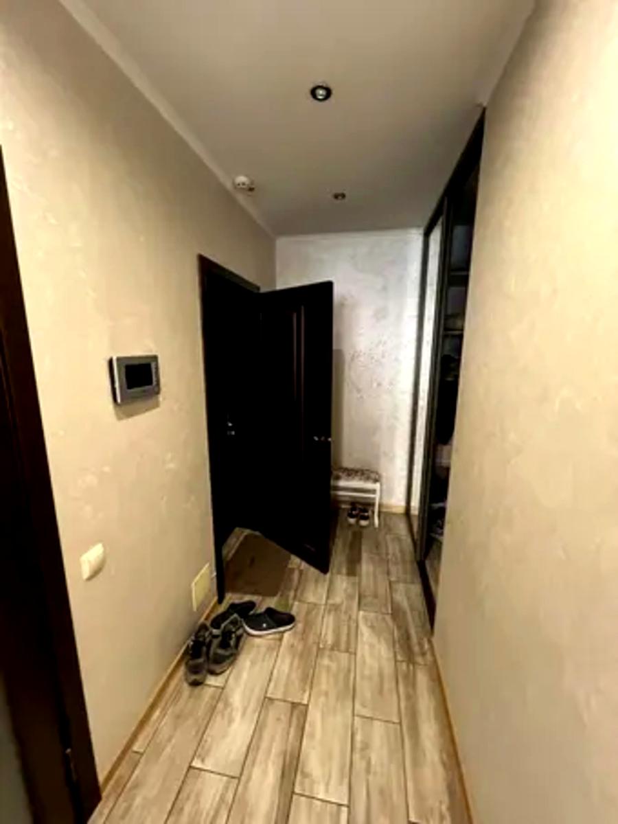1865617448096240