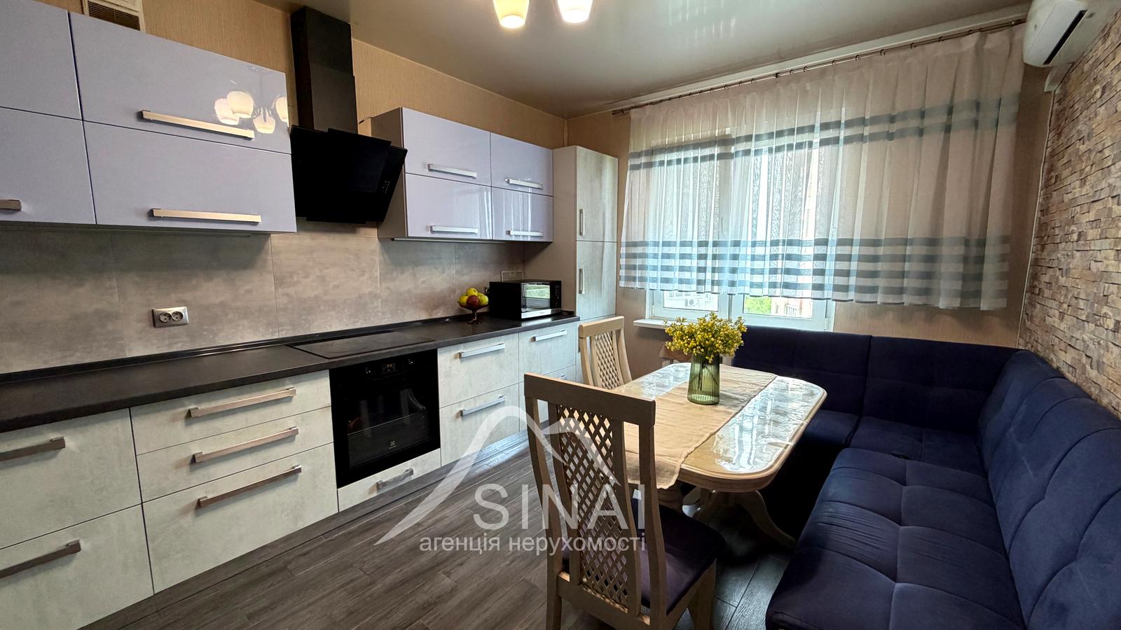 1865618291872931