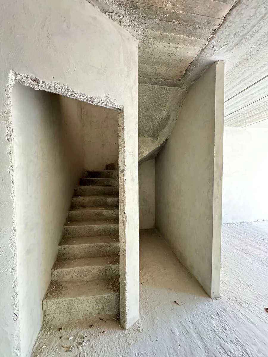1865619506171404