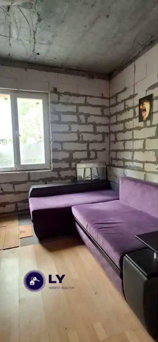 1865622899727556