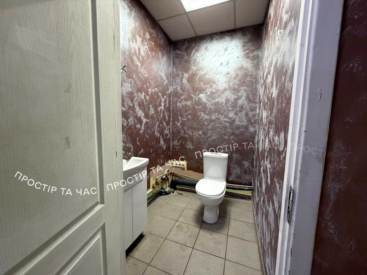 1865627650998176