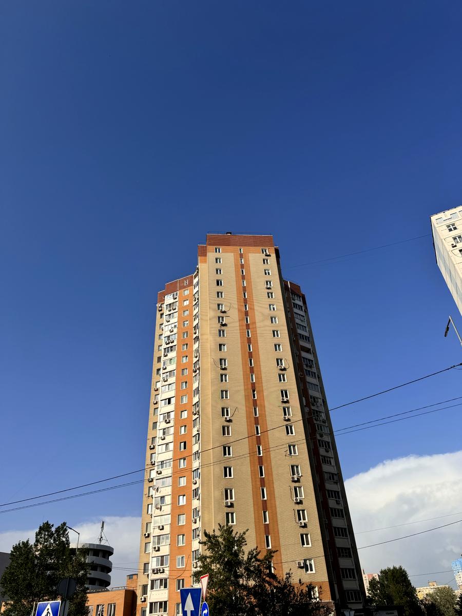 1865632010400635