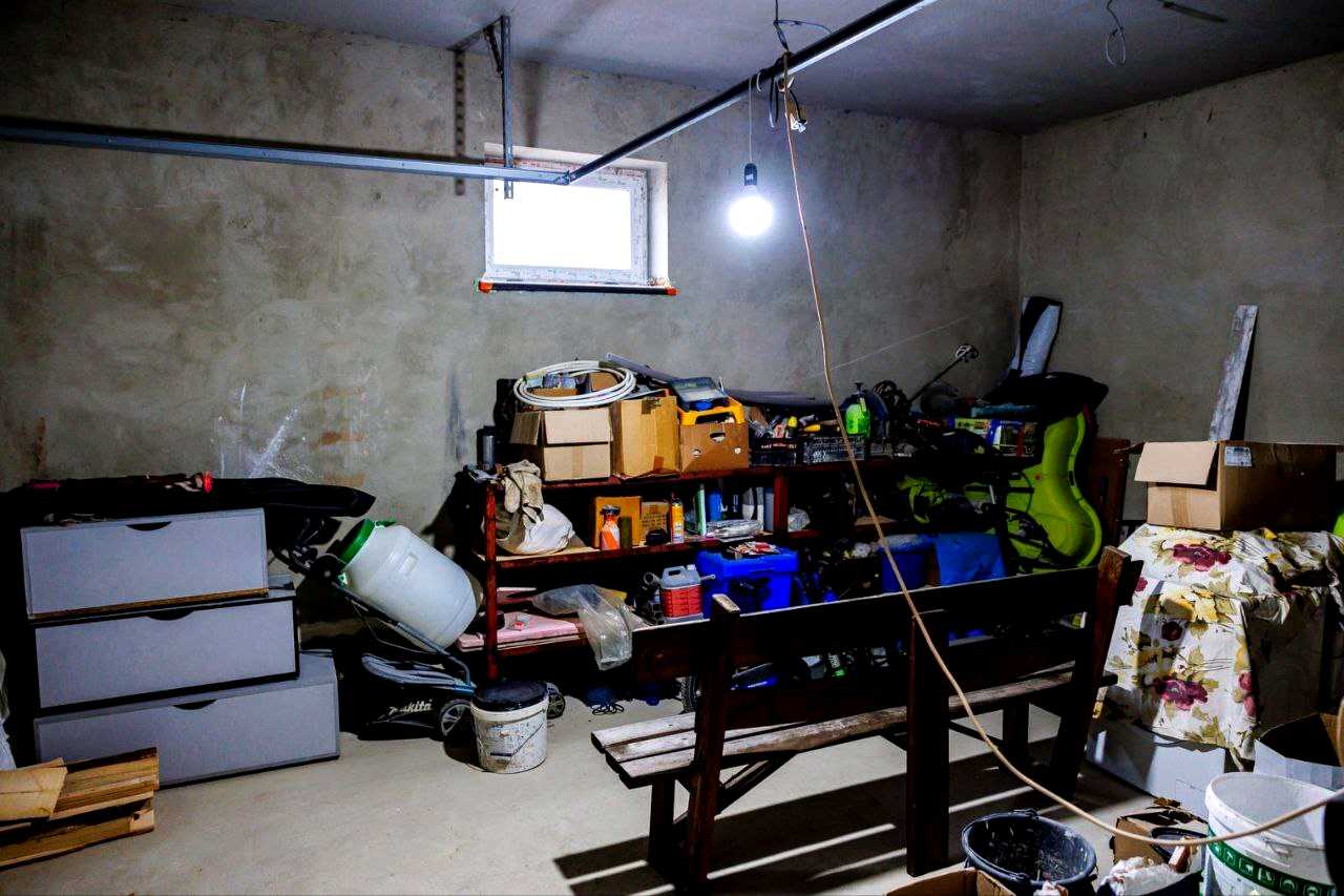 1865645358338041