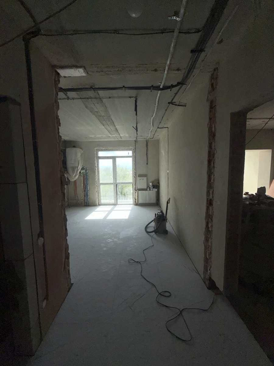 1865695220218674