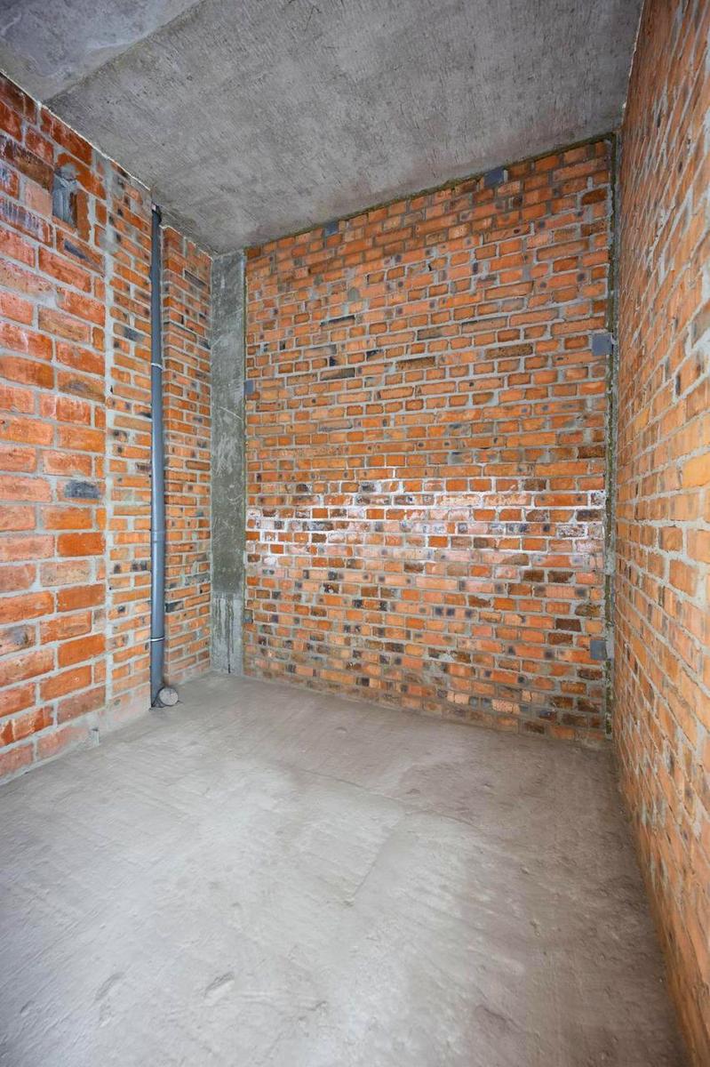 1865696755822500