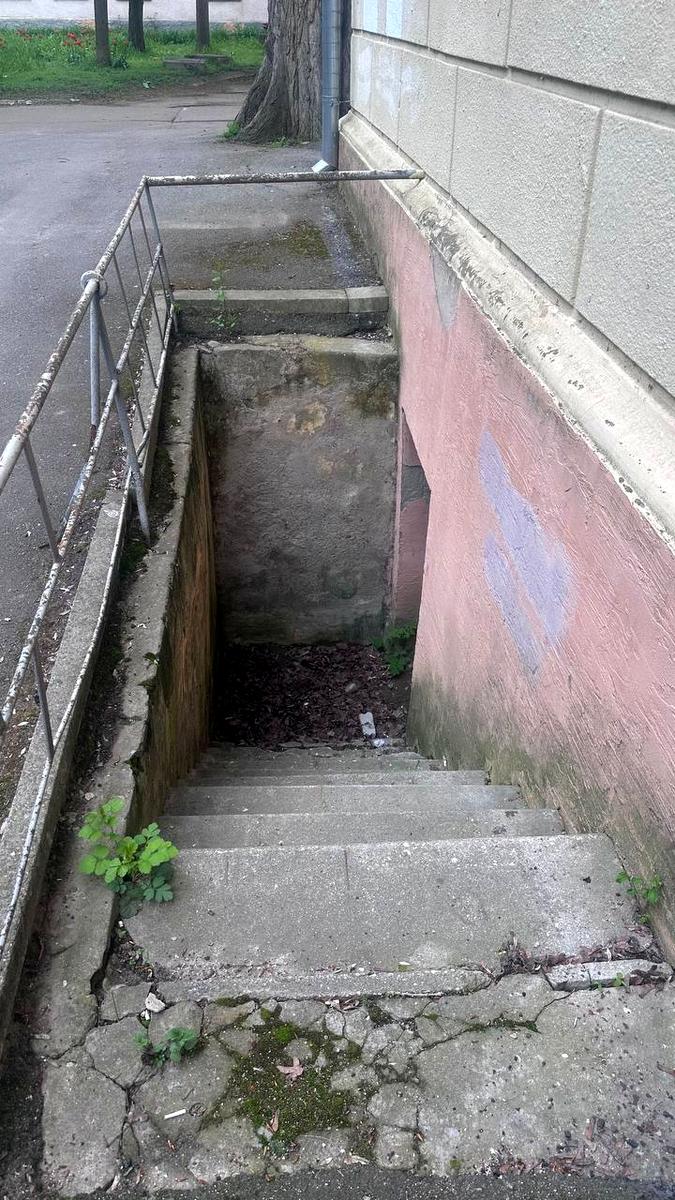 1865697767855355
