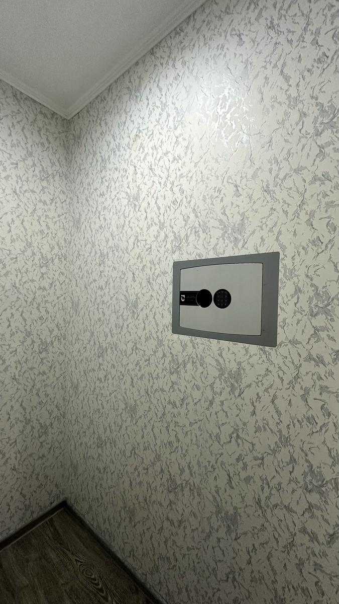 1865698705634828