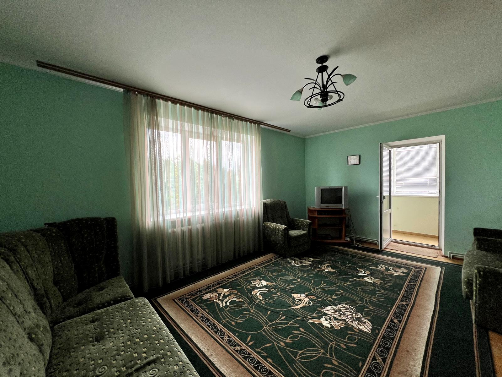 1865699336540389