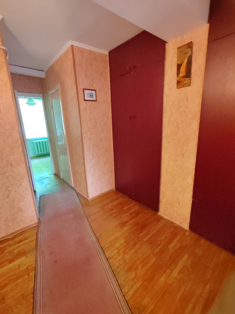 1865704776674048