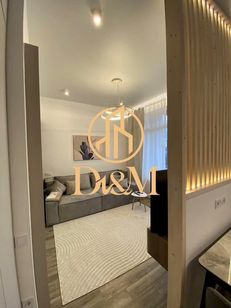 1865707631968580
