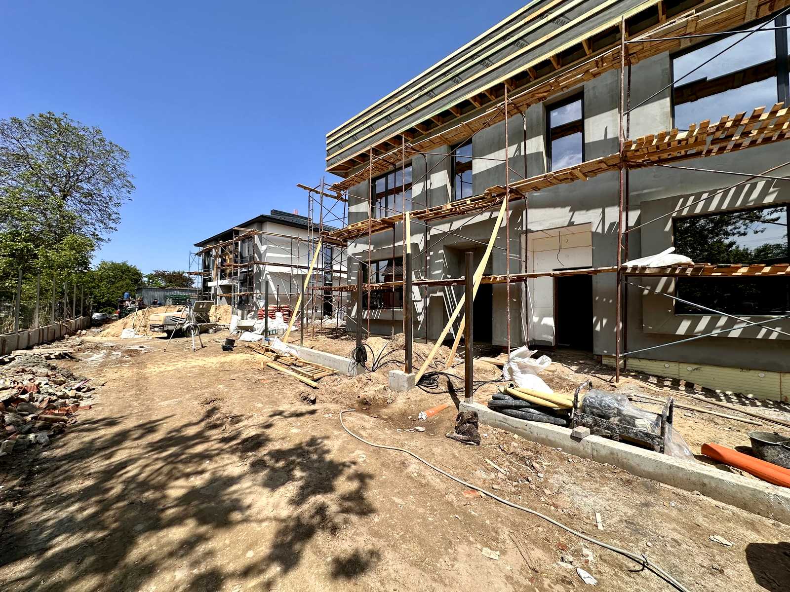 1865708051185189