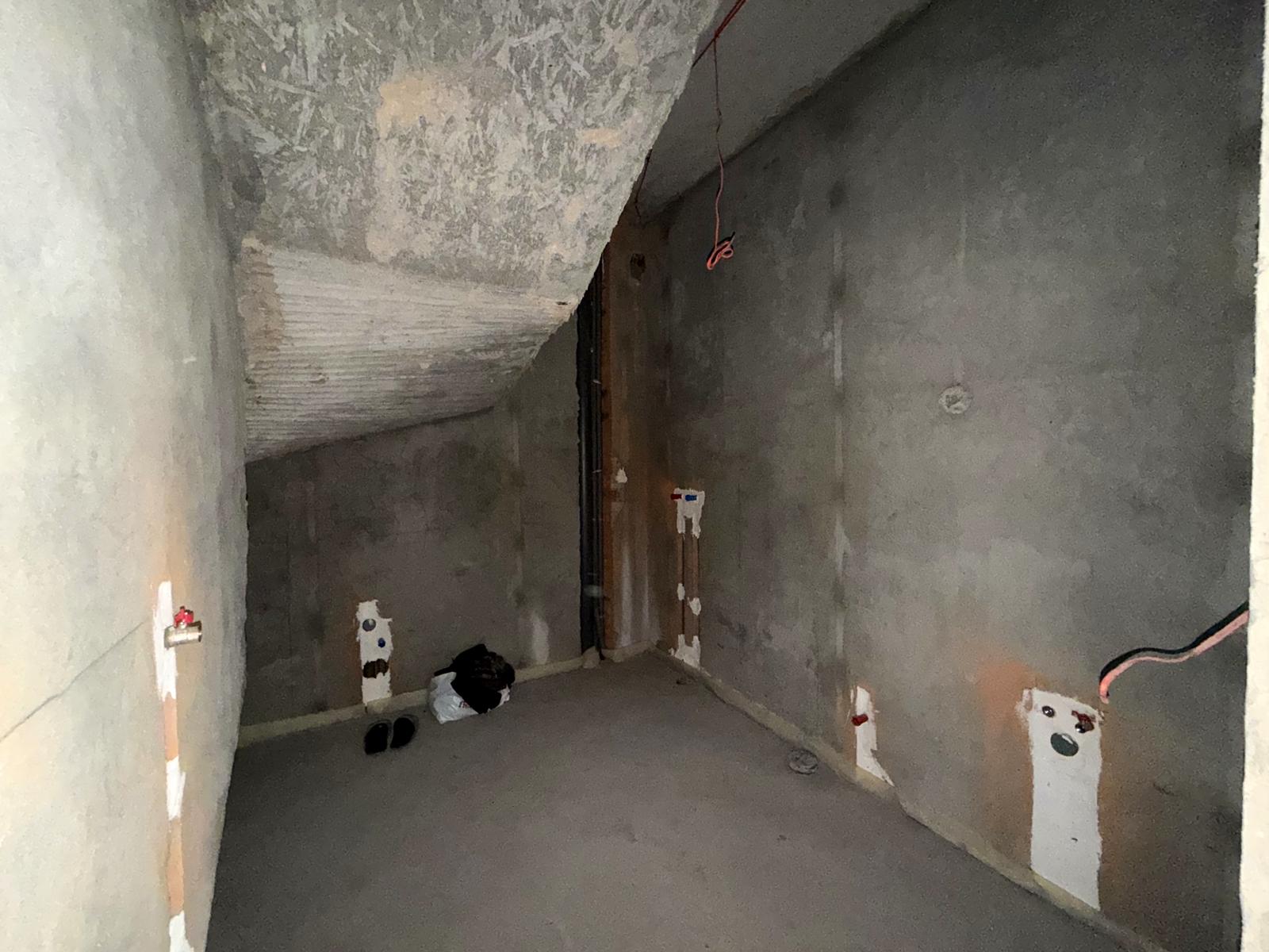 1865708424076156