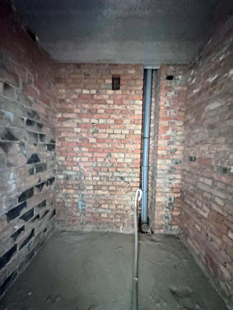 1865710491874512