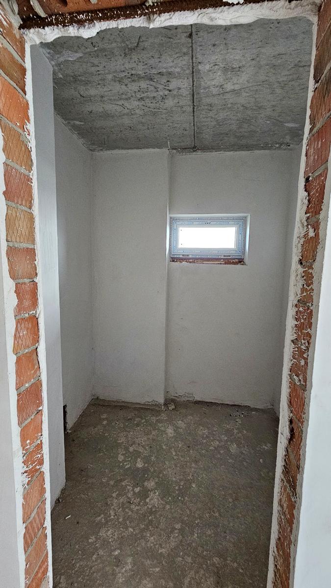 1865711578335618