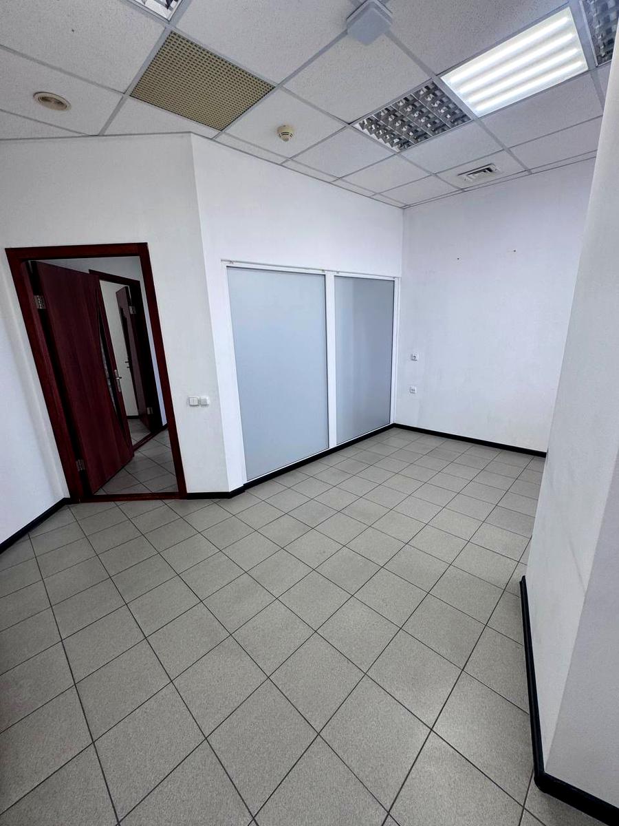 1865712157955930