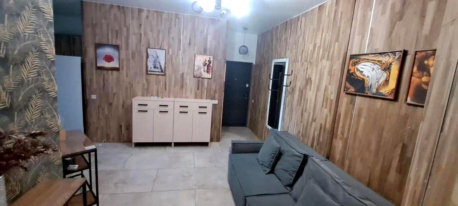 1865712784555335