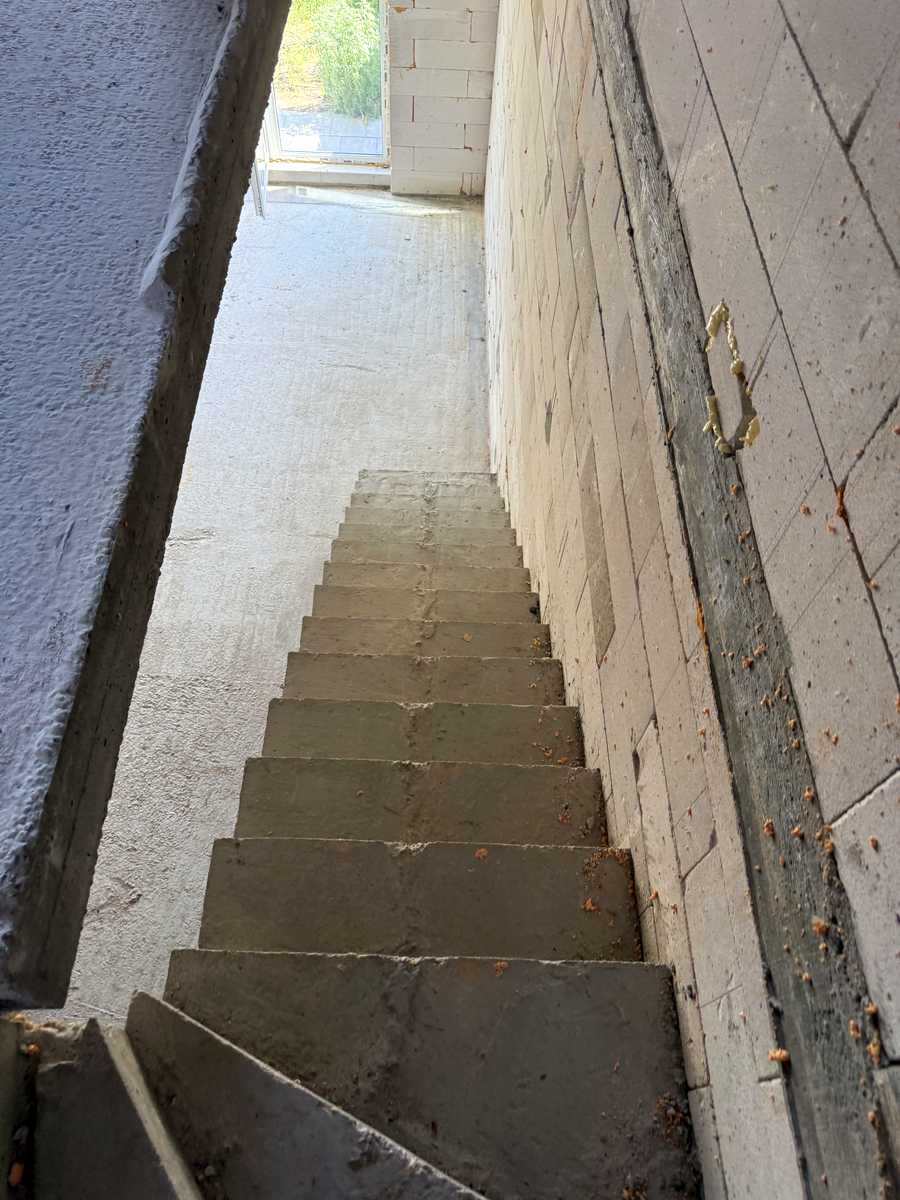 1865715709845682