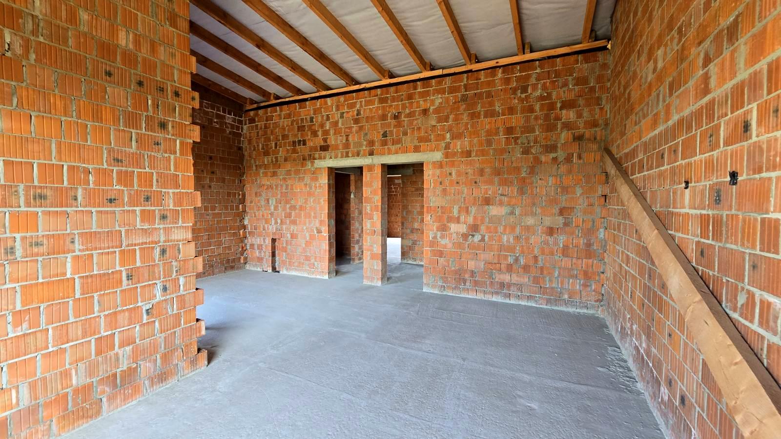 1865717525176267