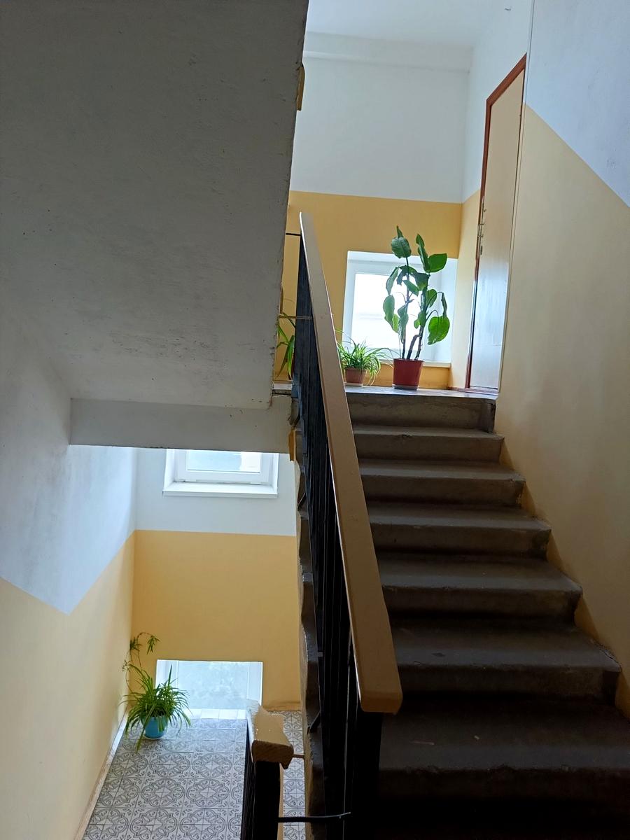 1865718809855813