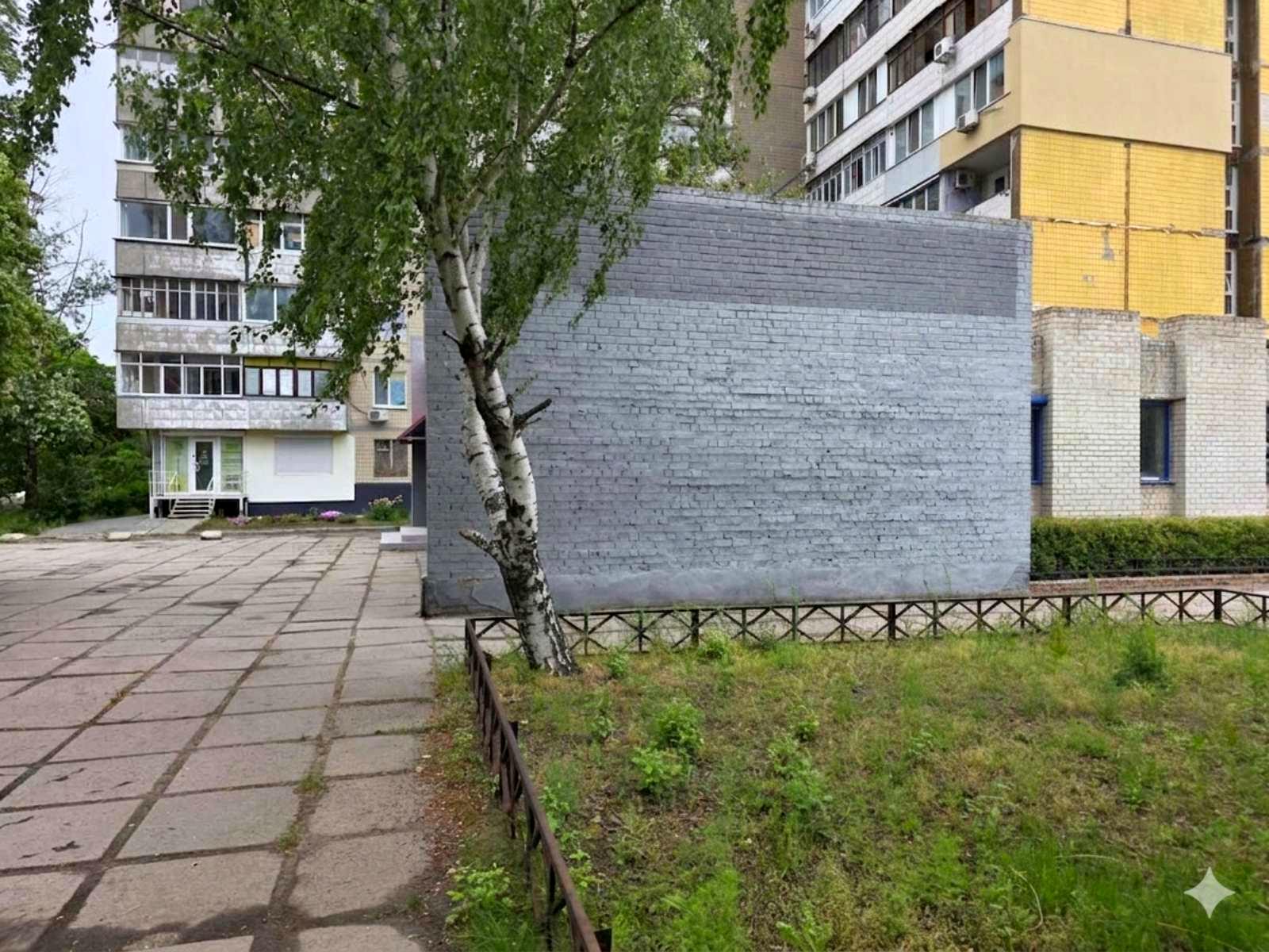 1865723913978819