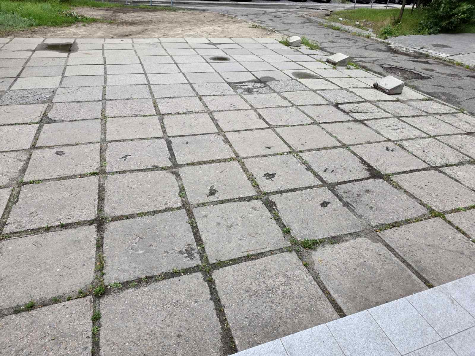 1865723914031858