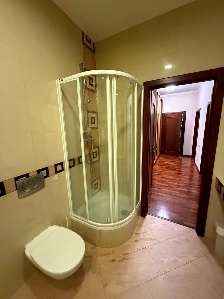 1865723965745397