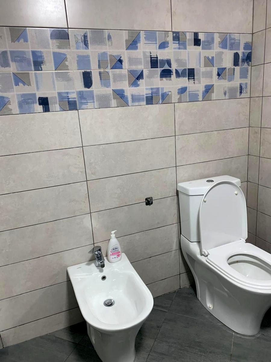 1865729651016859