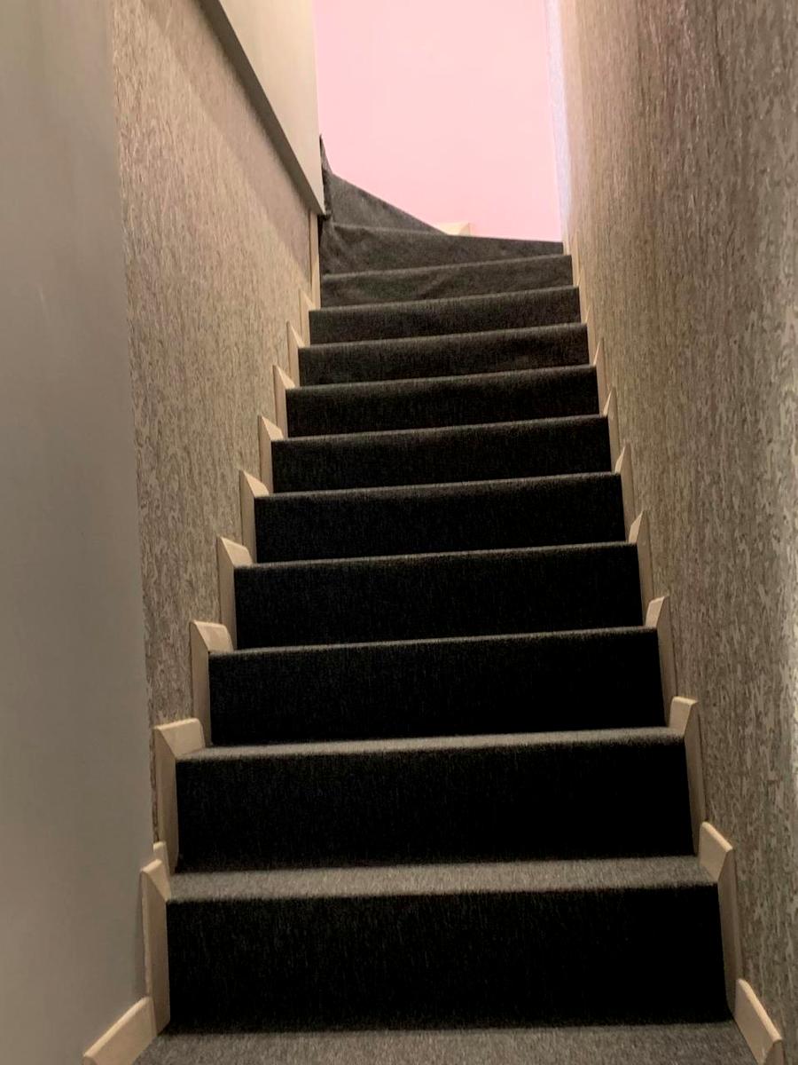 1865729651659483