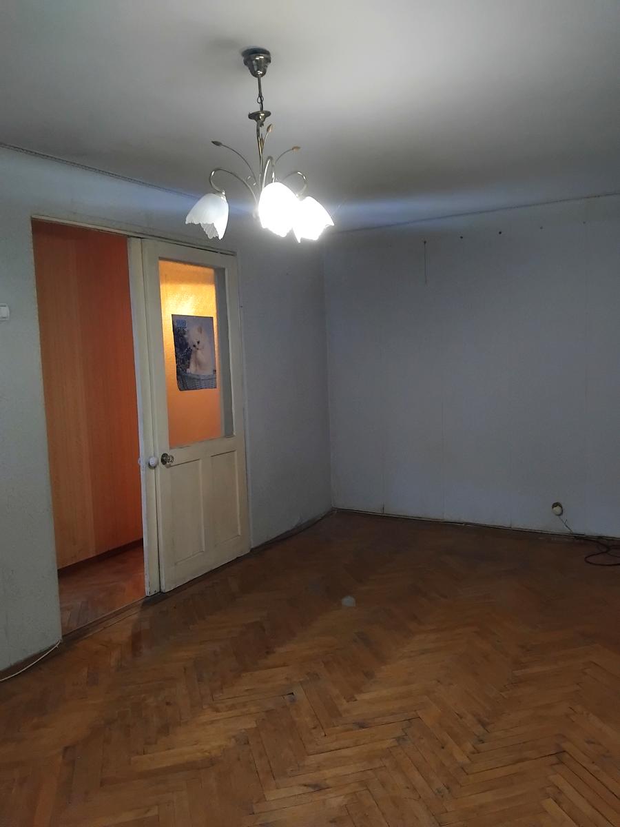1865730908585027