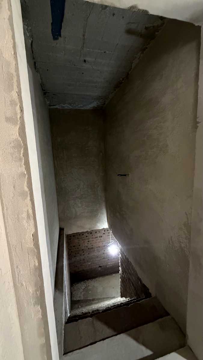 1865741577470397