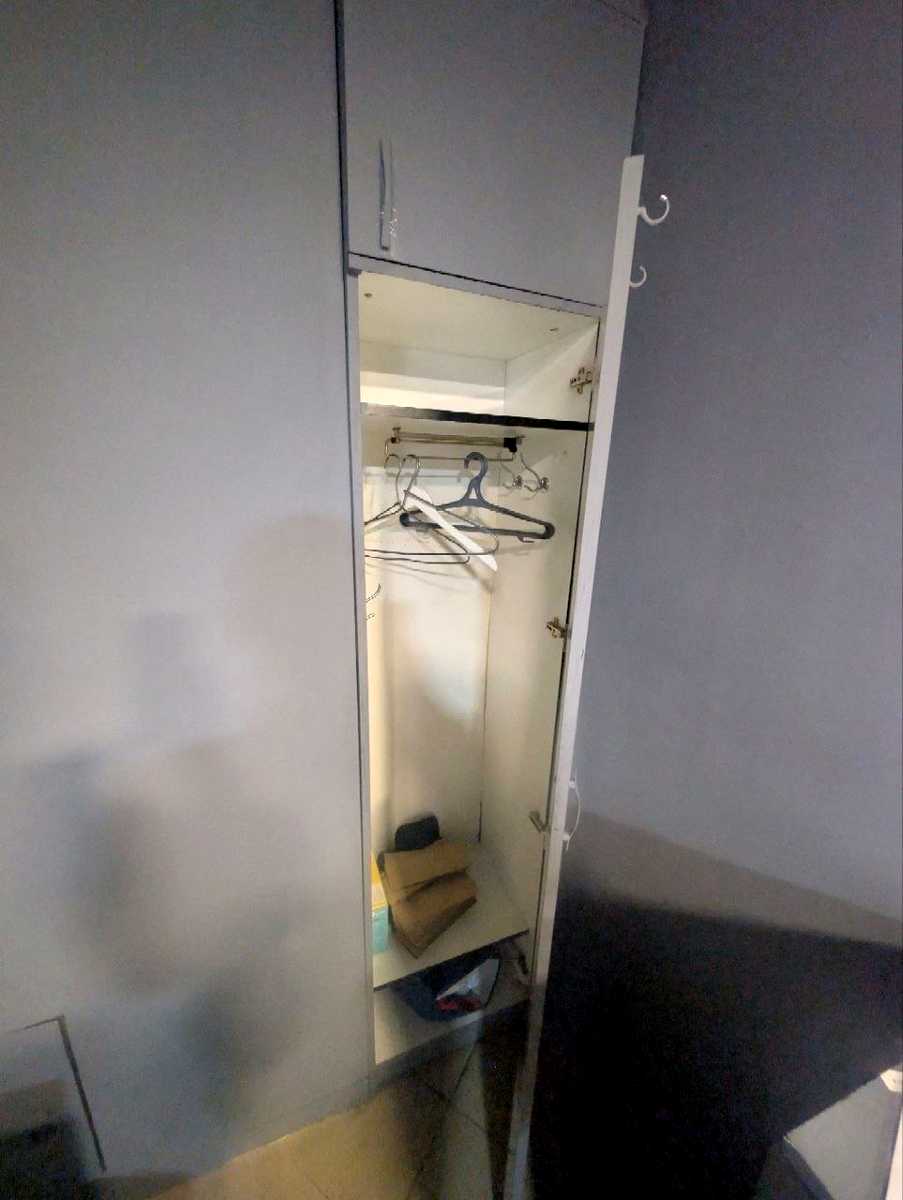 1865775563350329