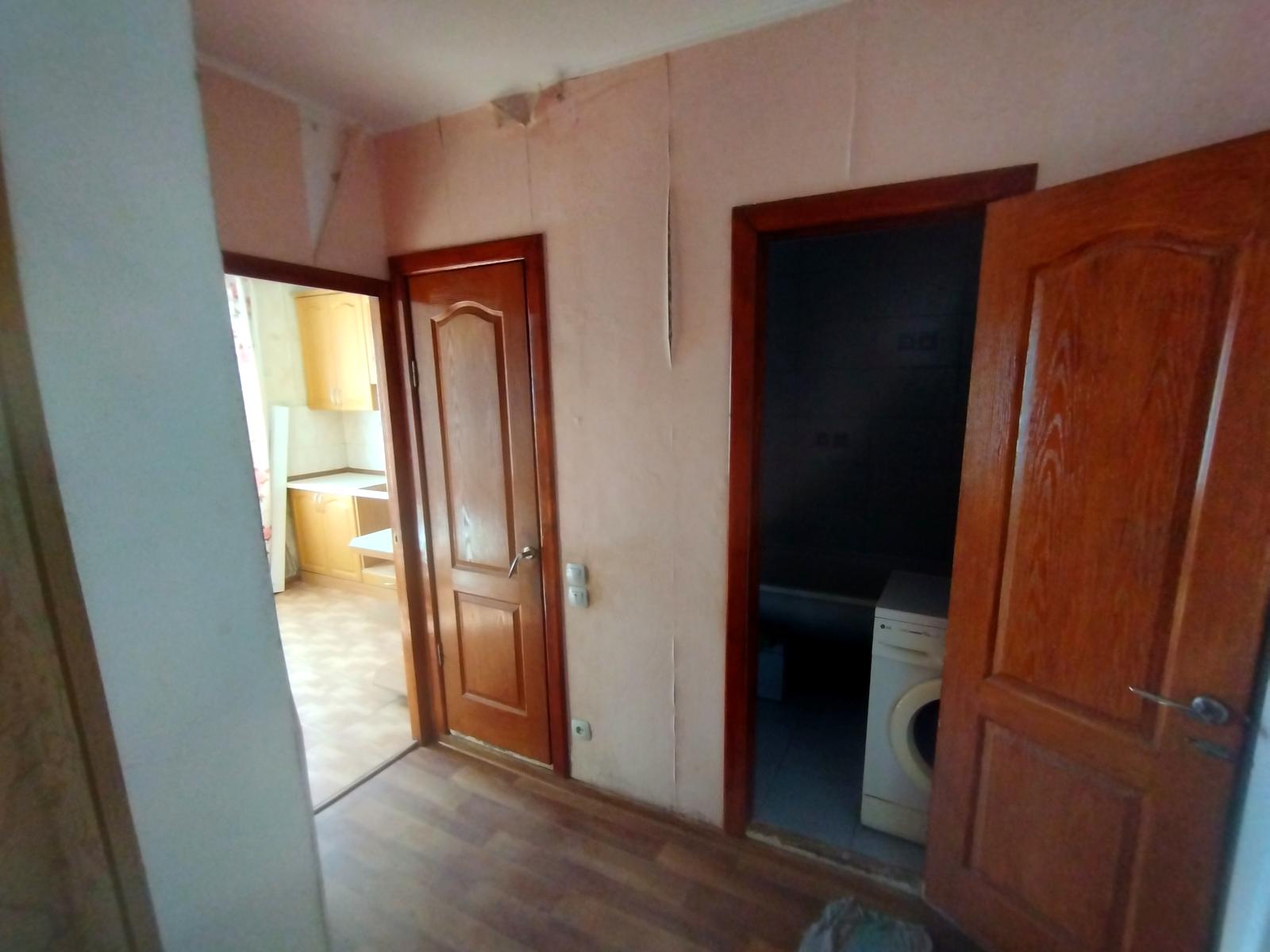 1865782784828063