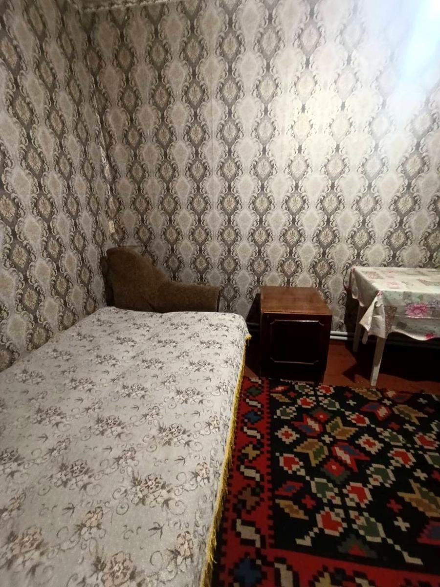 1865783125596860