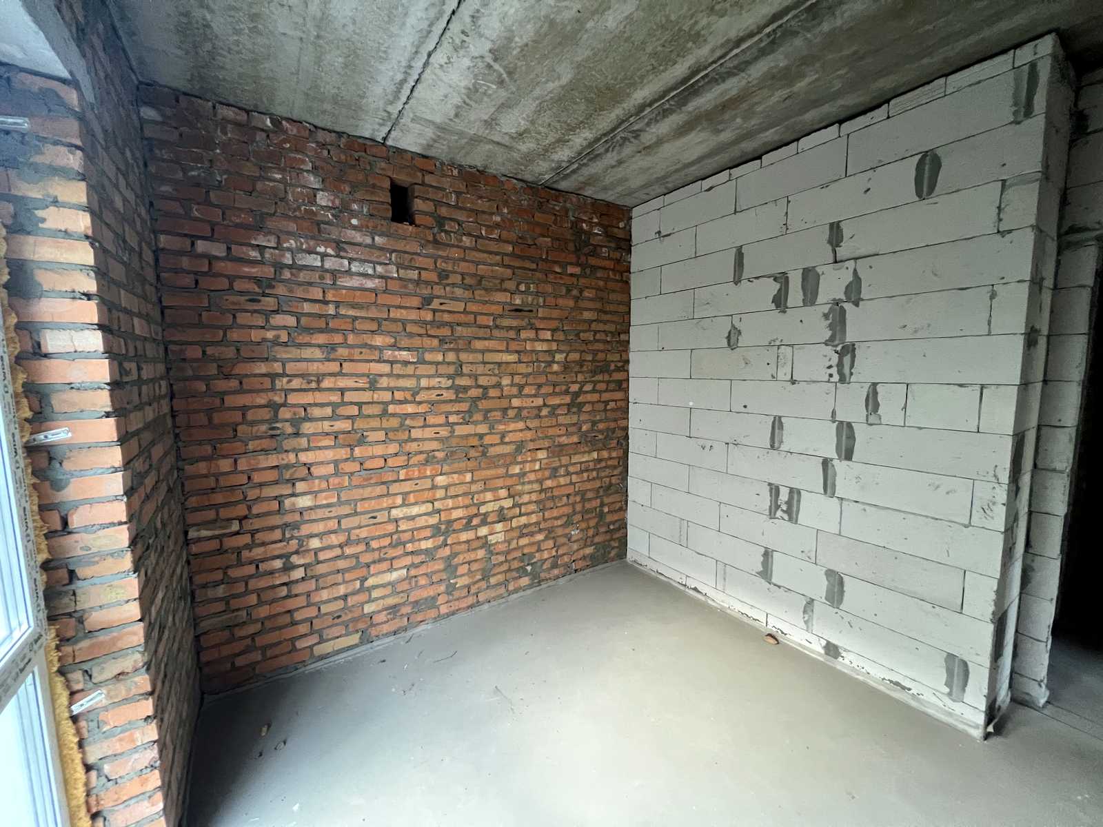 1865783880634097