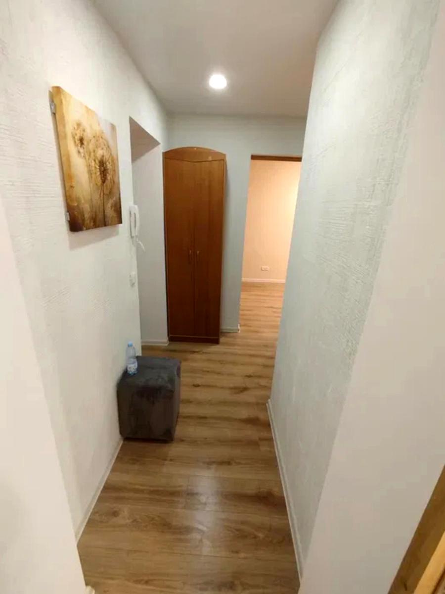 1865785207797192