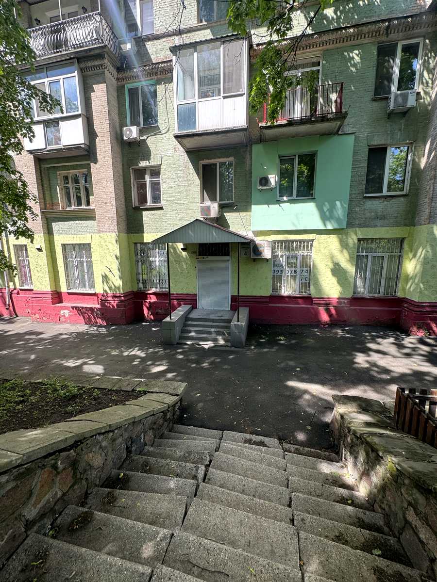 1865790361421747