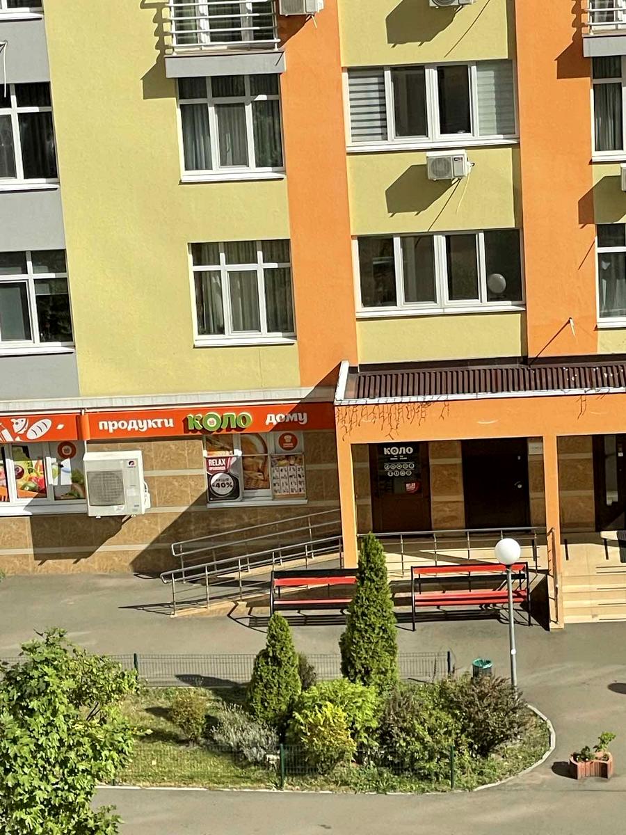 1865794126586371