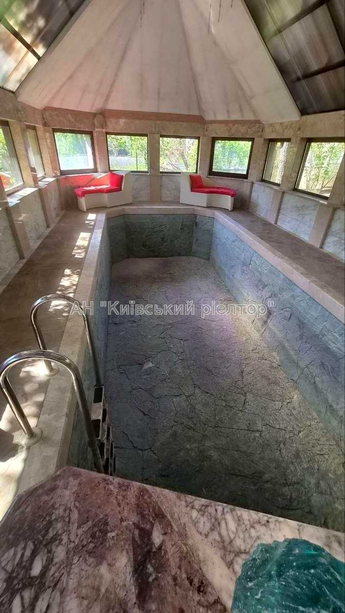 1865795069182637