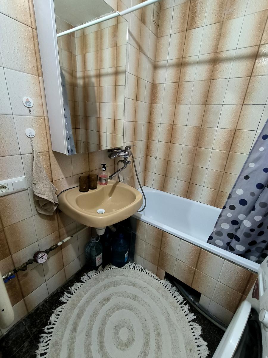 1865796062234092