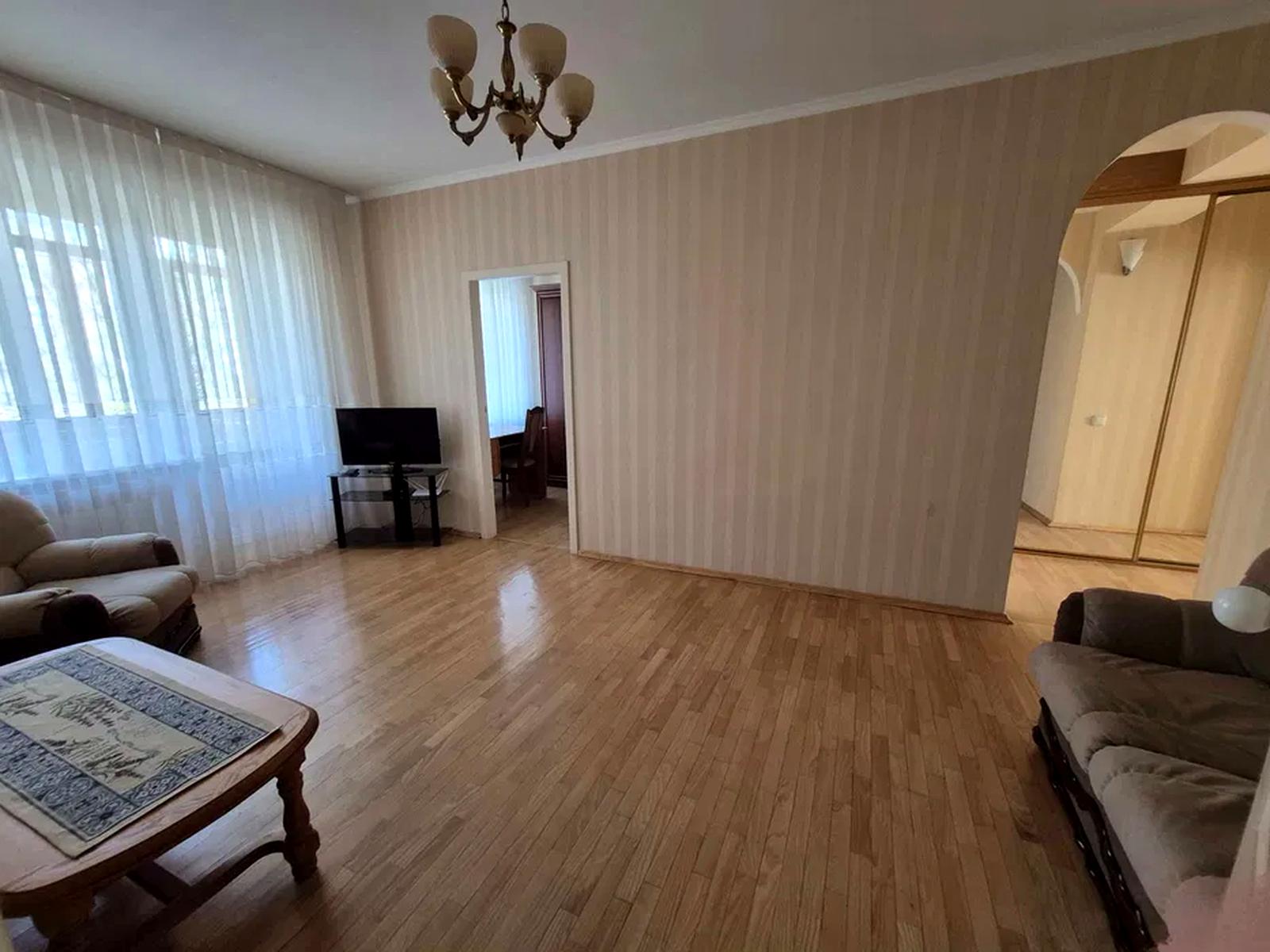 1865796285399993
