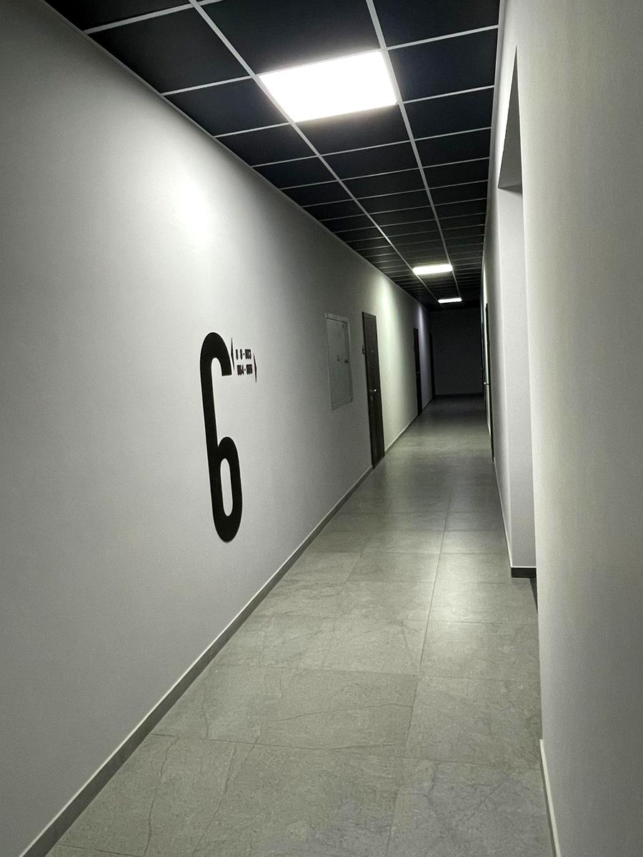 1865798235731765