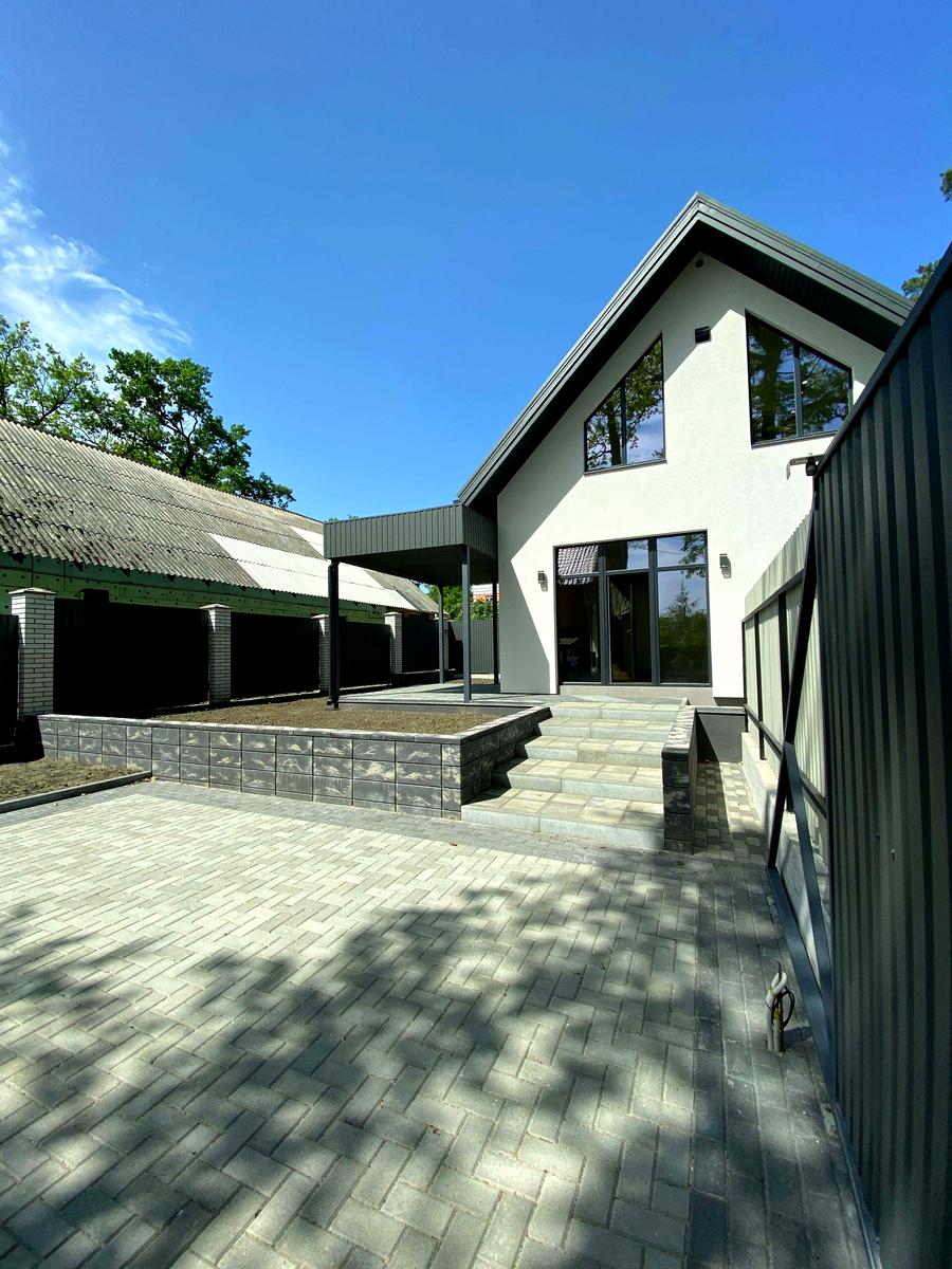 1865807307058061