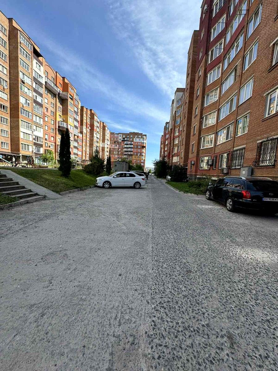1865810289352204