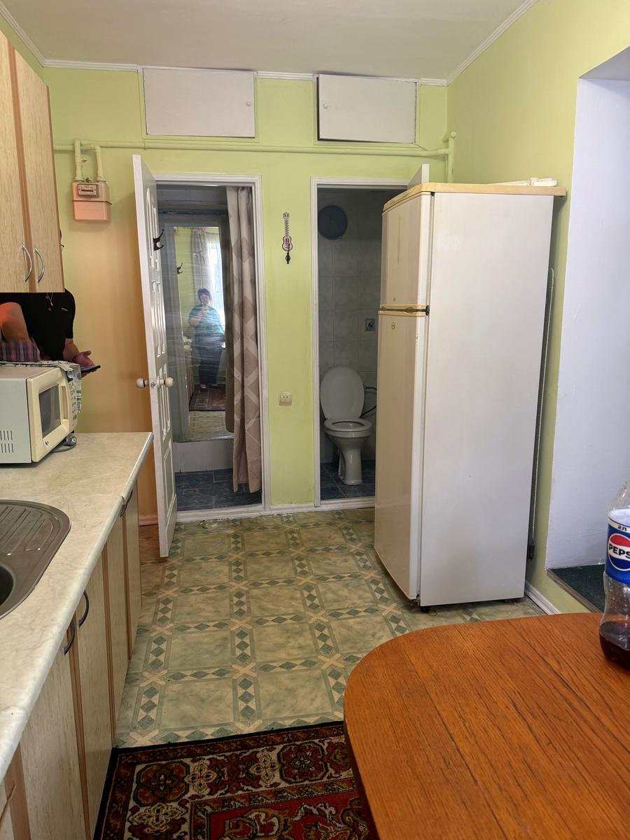 1865824243081621
