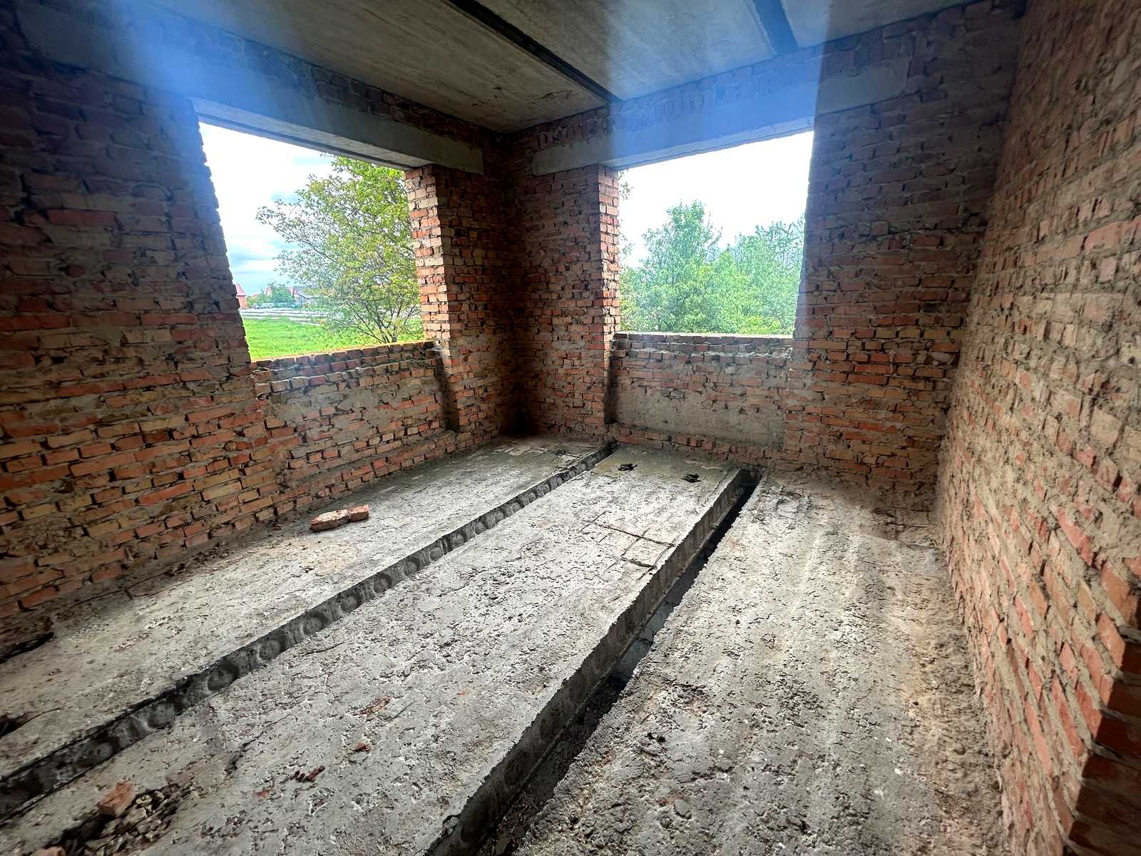 1865833806949398
