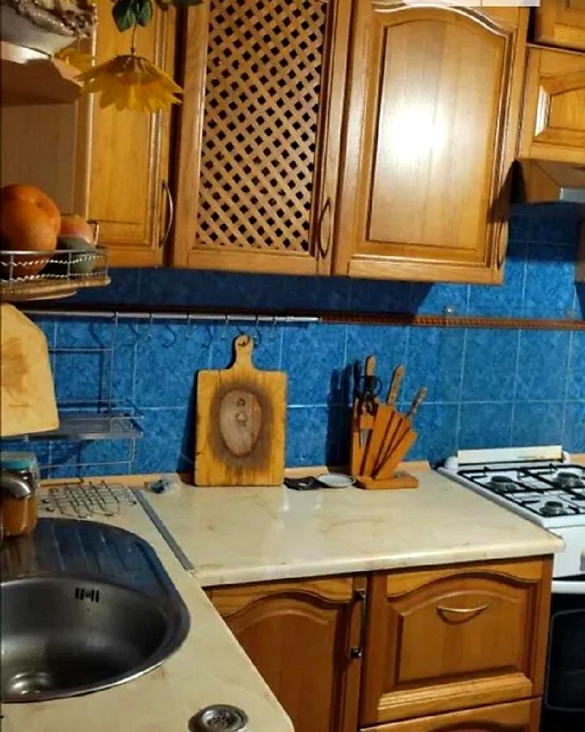 1865834405151999